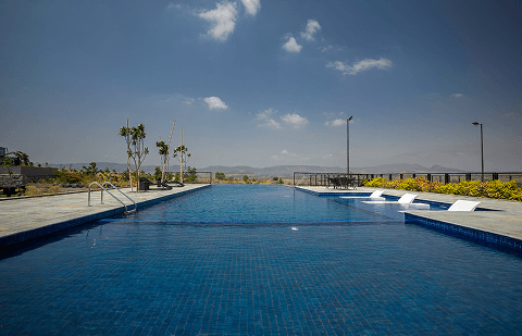 Swimming Pool with Sun Deck at 86 Banyan Tree